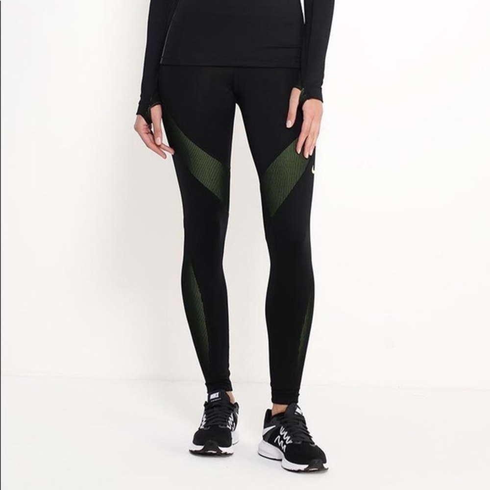 Nike Pro Hyperwarm Leggings